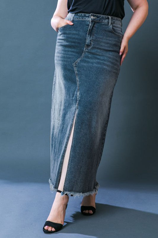 "Majestic Perfection" Denim Maxi Skirt (Plus Size)