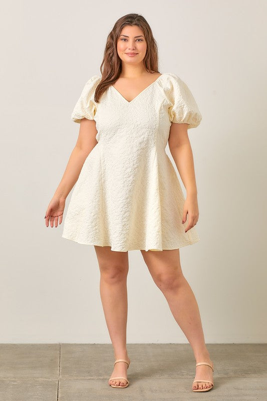 Textured Puff Sleeve Cut-Out Back Dress (Plus Size)