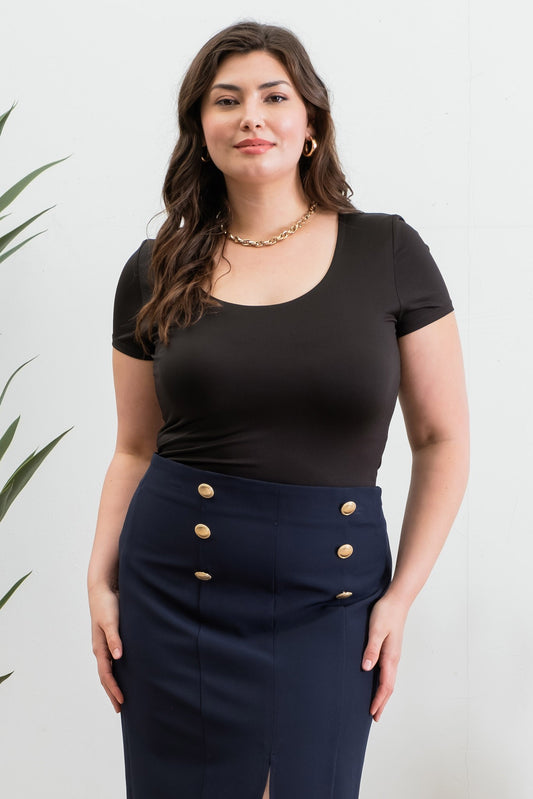 Scoop Neck Short Sleeve Top (Plus Size - Black)