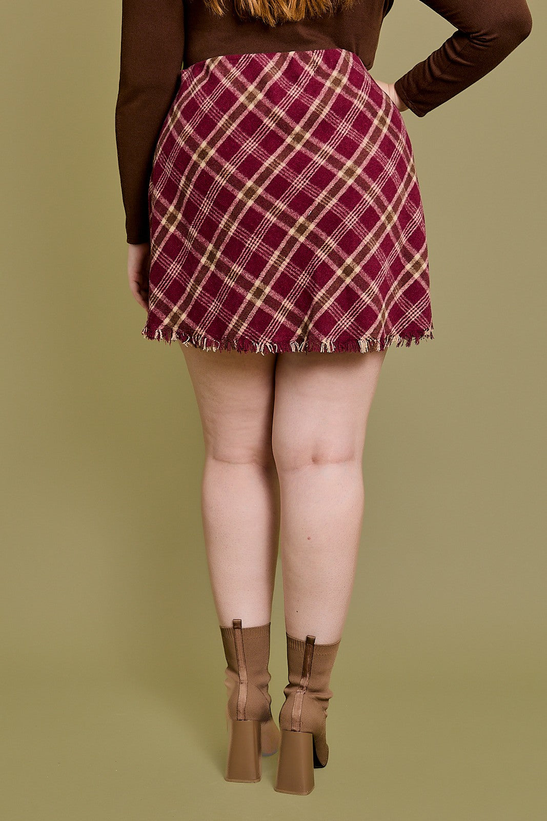 Bias Plaid Frayed Hem Mini Skirt (Plus Size)