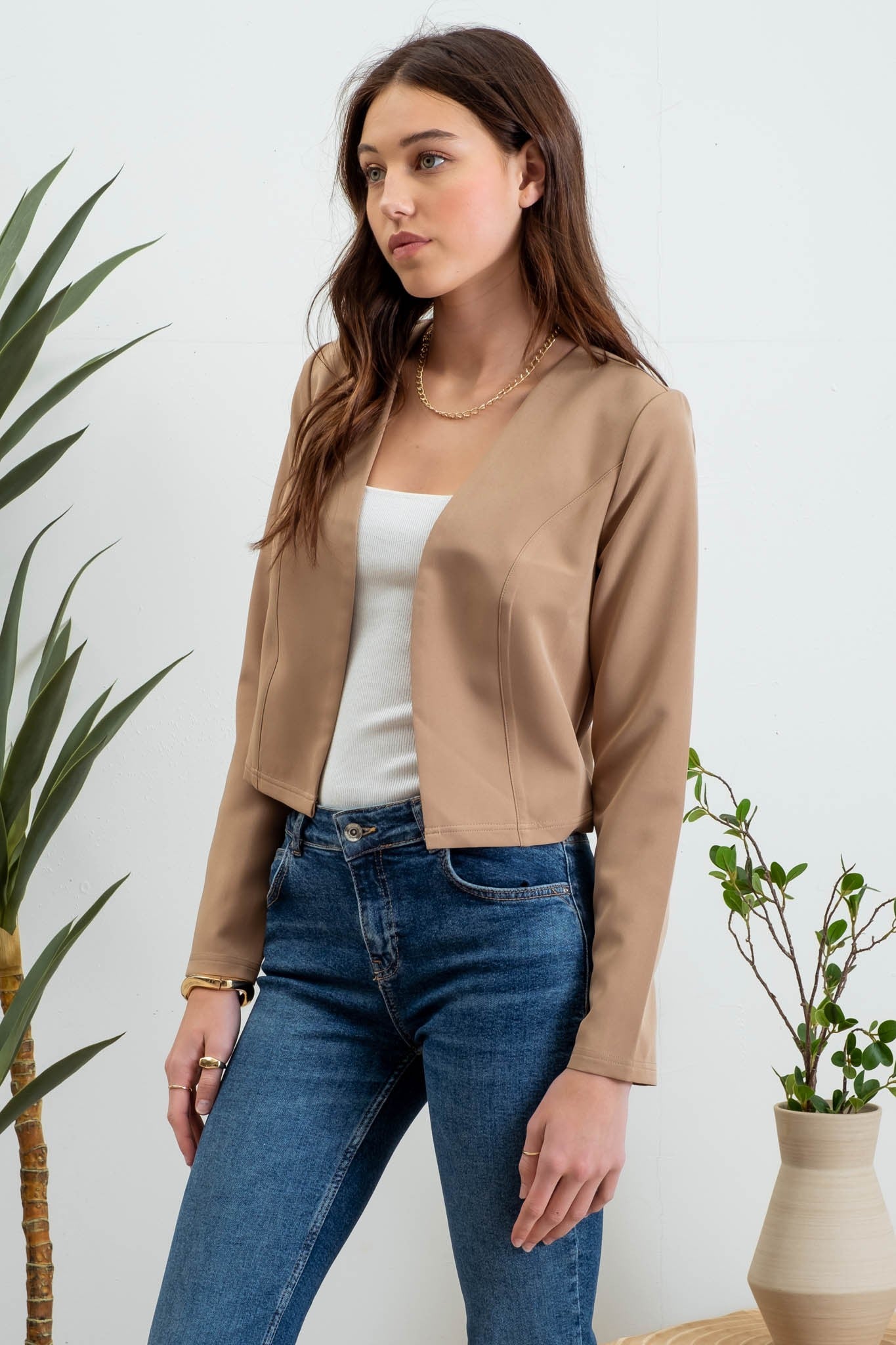 Cropped Collarless Long Sleeve Blazer (Khaki)