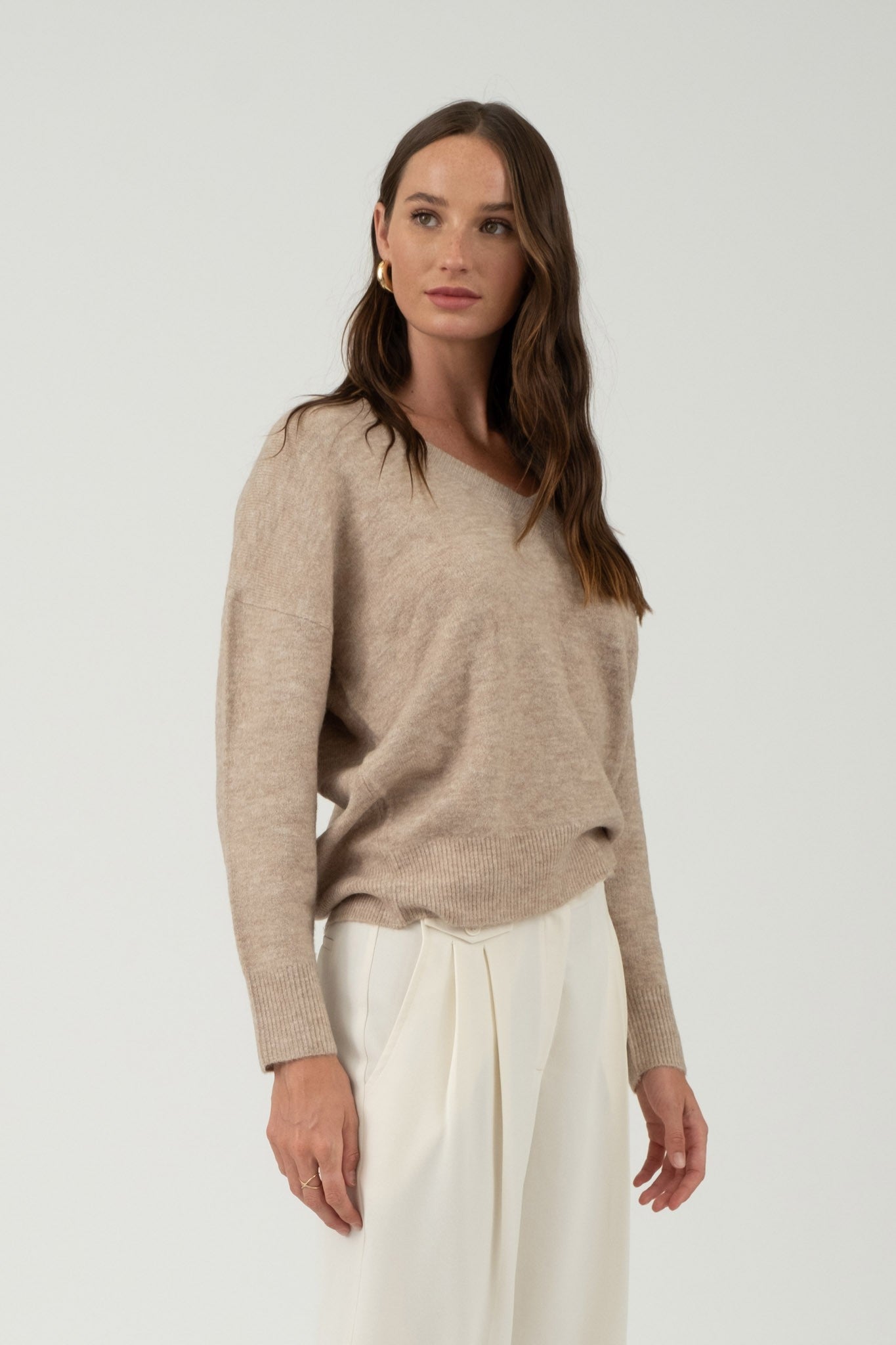 Solid V-Neck Drop Shoulder Lightweight Knit Sweater (Light Taupe)