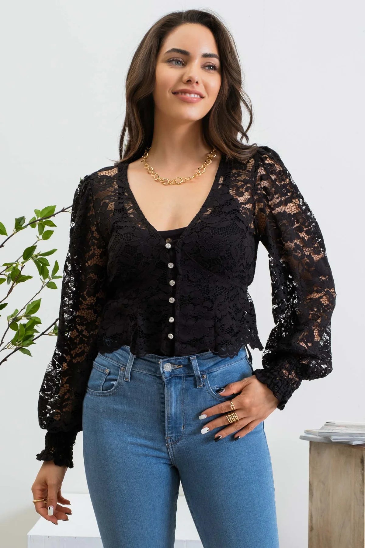 Lace Button Down Long Sleeve Cropped Top