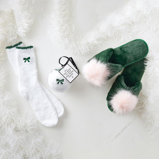 Cozy Socks in Ornament - White w/ Green Bow/Trim