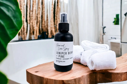 Vagabond Studios || Juniper Berry + Pine 4oz Room Spray