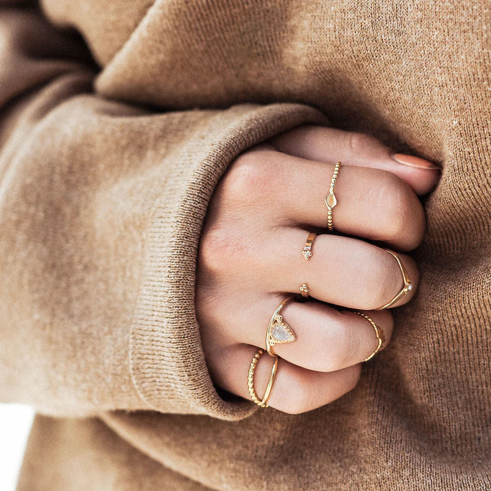 PERA | GOLD VERMEIL MOONSTONE RING