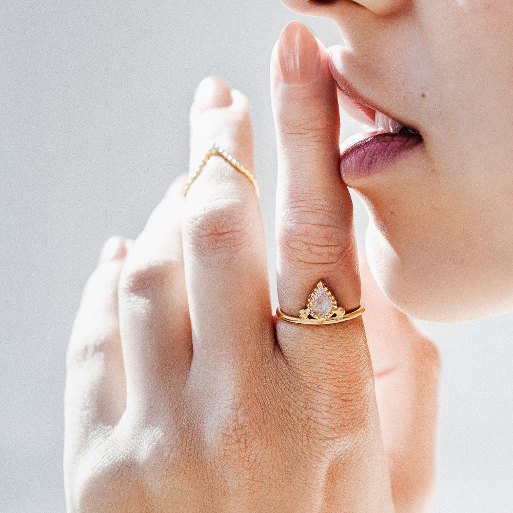 PERA | GOLD VERMEIL MOONSTONE RING