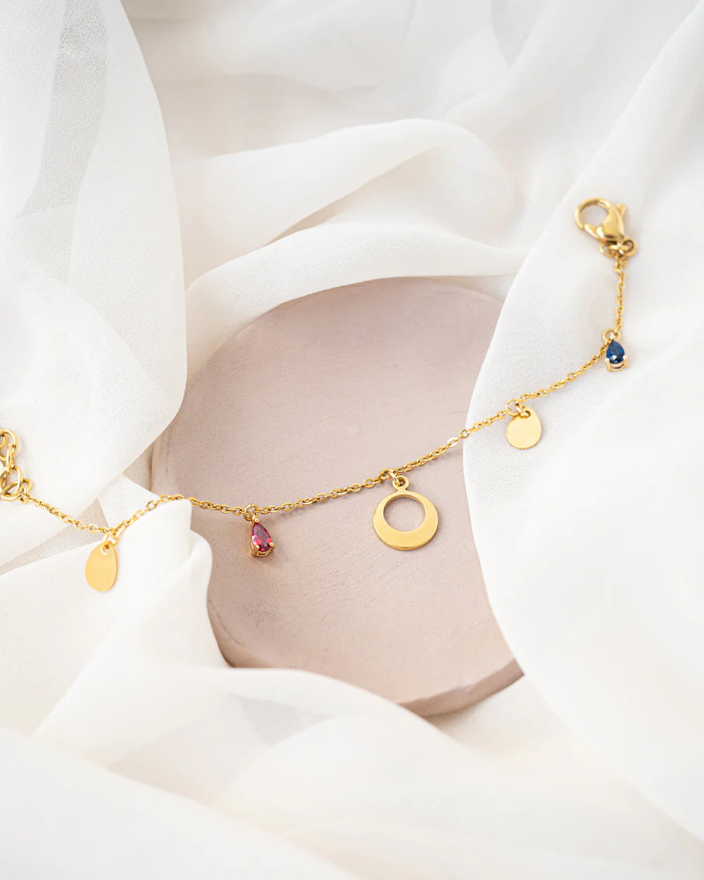 HORIZON | GOLD CHARMS & CRYSTALS BRACELET