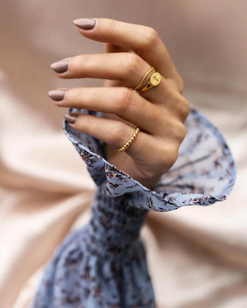 SIRIUS | GOLD VERMEIL SIGNET STAR RING